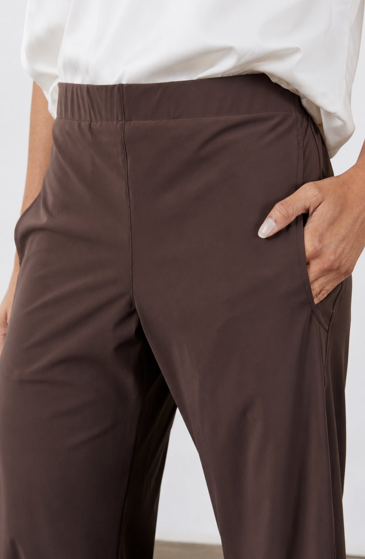Pantalón Bruna — Barrel fit de cintura alta