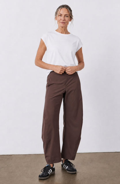 Pantalón Bruna — Barrel fit de cintura alta