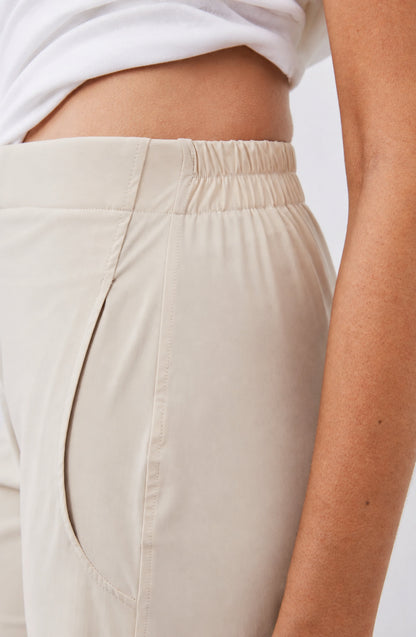 Pantalón Bruna — Barrel fit de cintura alta