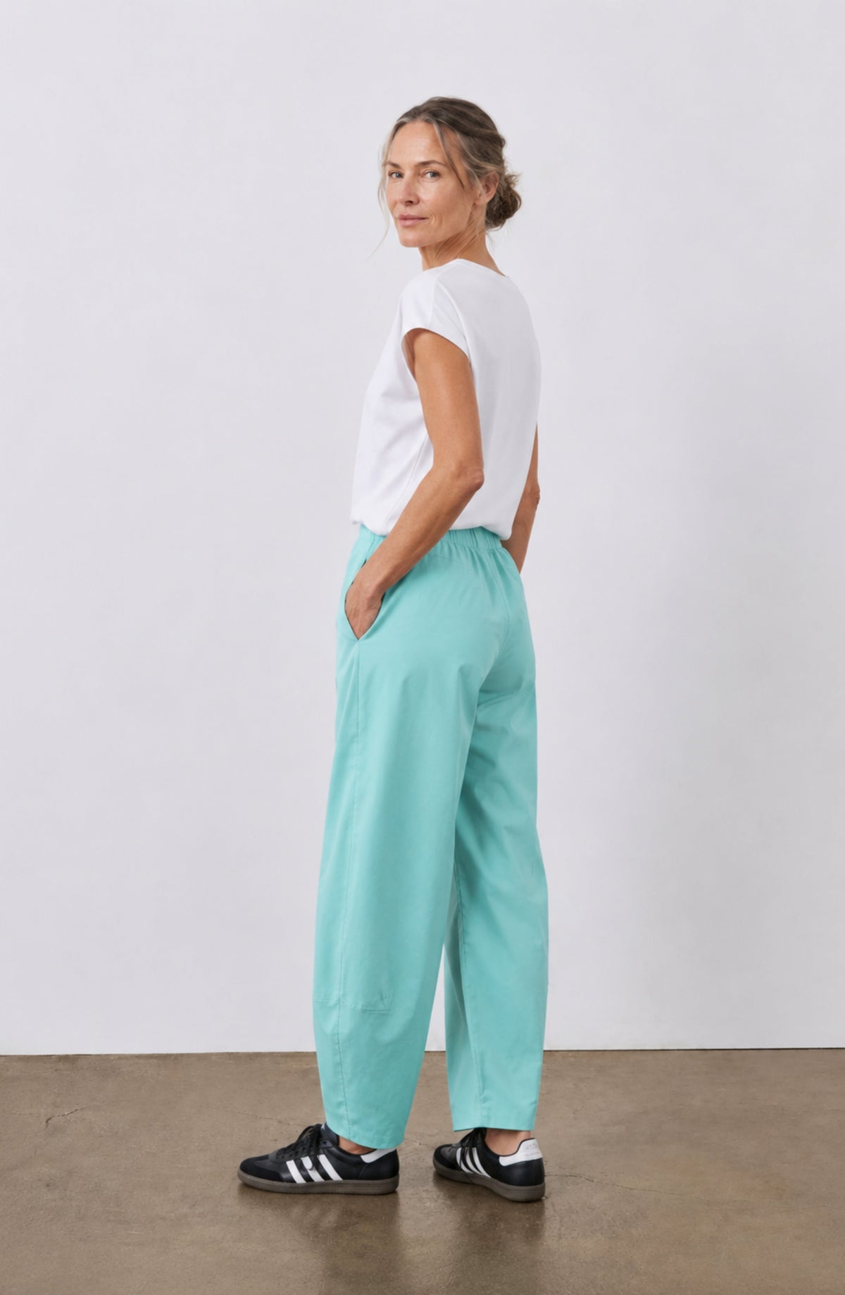 Pantalón Bruna — Barrel fit de cintura alta